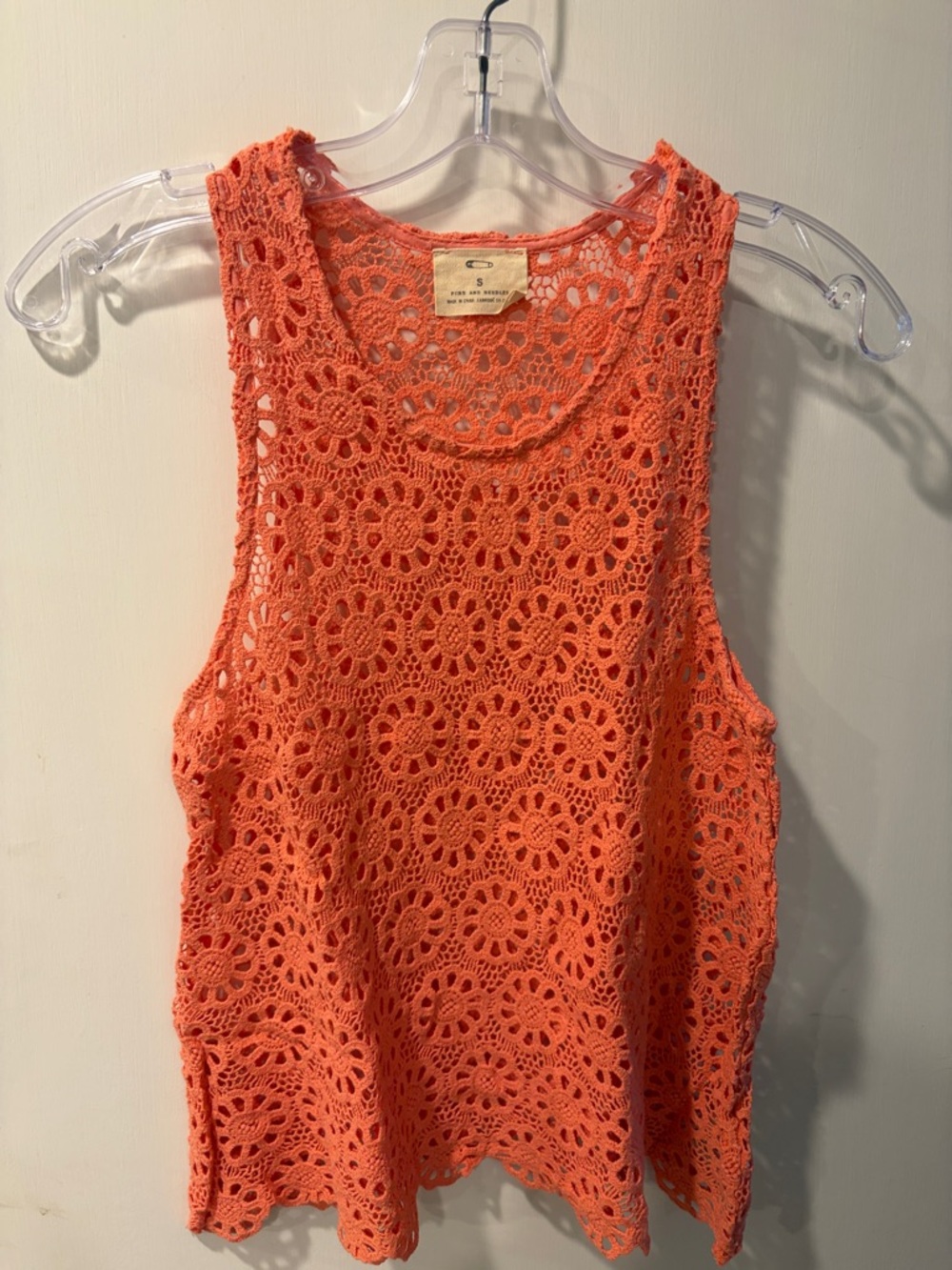 Pins & Needles Crochet Floral Tank Top - Coral small